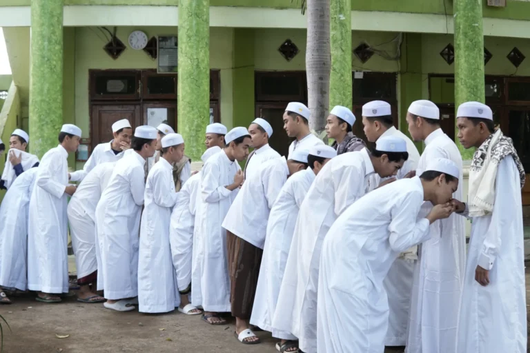 pelaksanaan-sholat-idul-adha-di-pondok-pesantren-riyadlus-sholihin-1